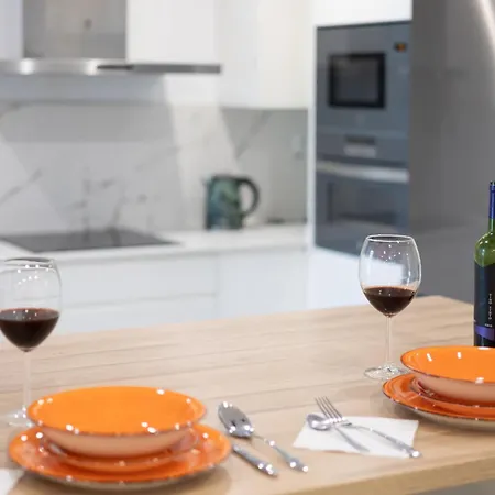 Nuevo, Grande Con Garaje, Arena, Casco Viejo * Bilbao