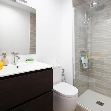 Apartment Nuevo, Grande Con Garaje, Arena, Casco Viejo