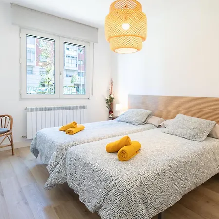 Nuevo, Grande Con Garaje, Arena, Casco Viejo Bilbao