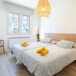 Nuevo, Grande Con Garaje, Arena, Casco Viejo Bilbau