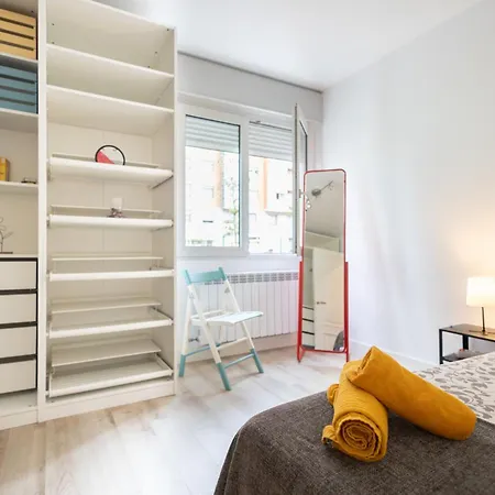 Nuevo, Grande Con Garaje, Arena, Casco Viejo *